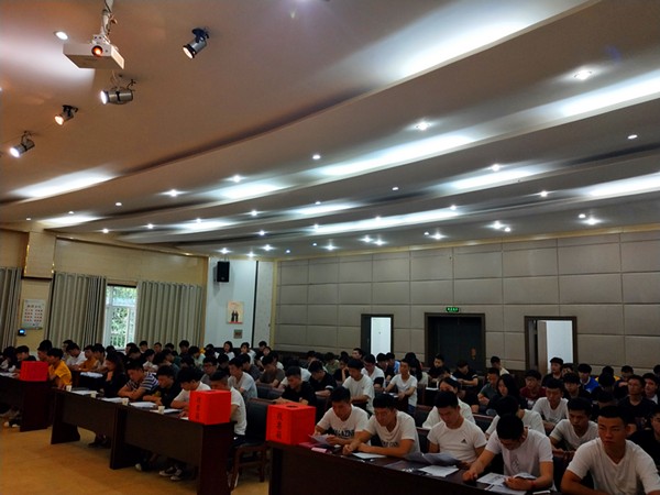 20190613团学代表大会2.jpg