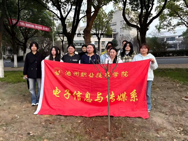 合照(1).jpg